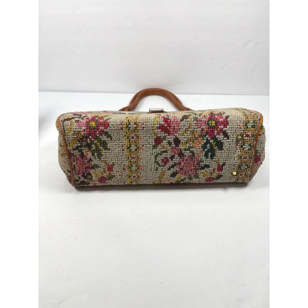 Vintage Medium Handbag Floral Tapestry Needlepoint Top Handle Cottage Grandma